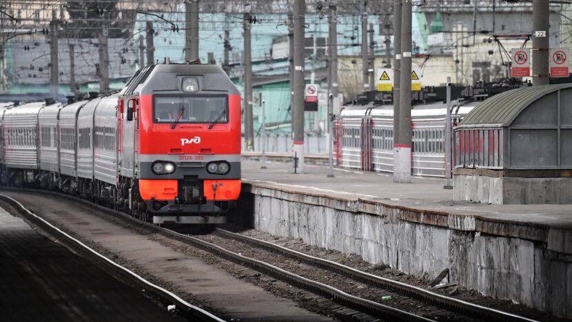 РЖД отменит или сократит частоту курсирования 44 поездов