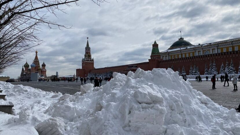 Снежный покров в Москве вдвое превысил апрельскую норму