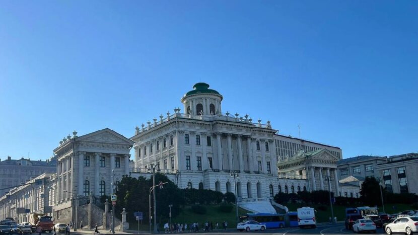 Утвержден предмет охраны ансамбля знаменитого Дома Пашкова на Воздвиженке