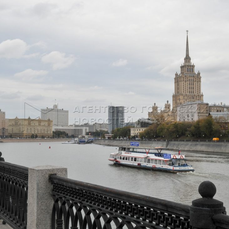 Ремонт Краснопресненской набережной в центре Москвы завершился