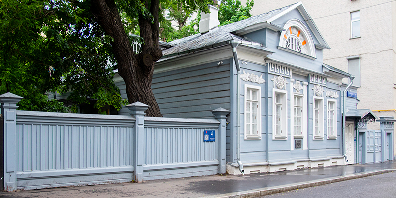 Где живет дочь Собянина, или Что продается сегодня в «номенклатурных» домах Москвы