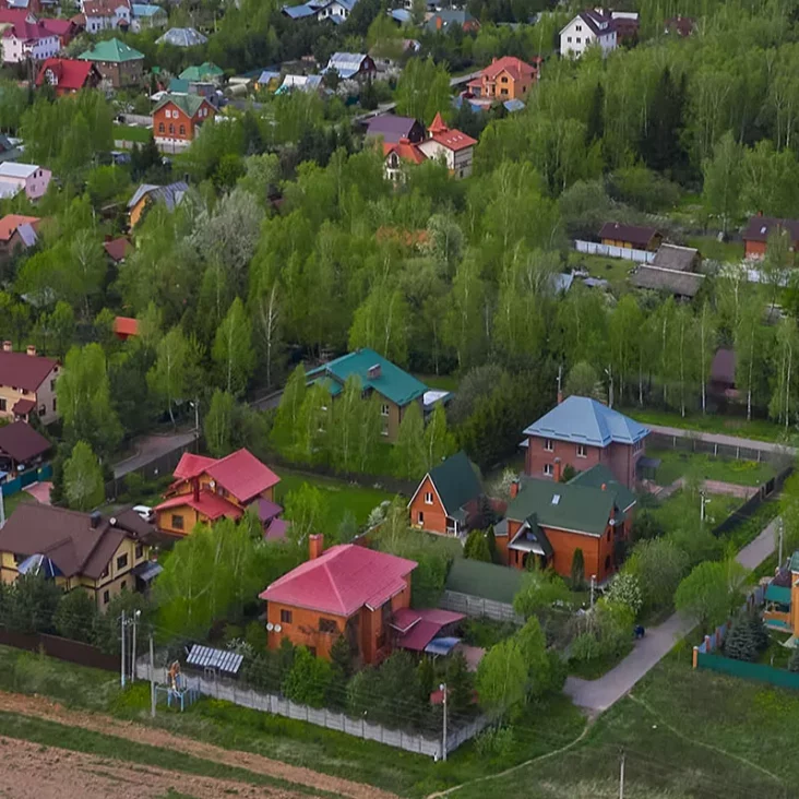 Почти 400 участков выкупили москвичи со скидкой под строительство частных домов