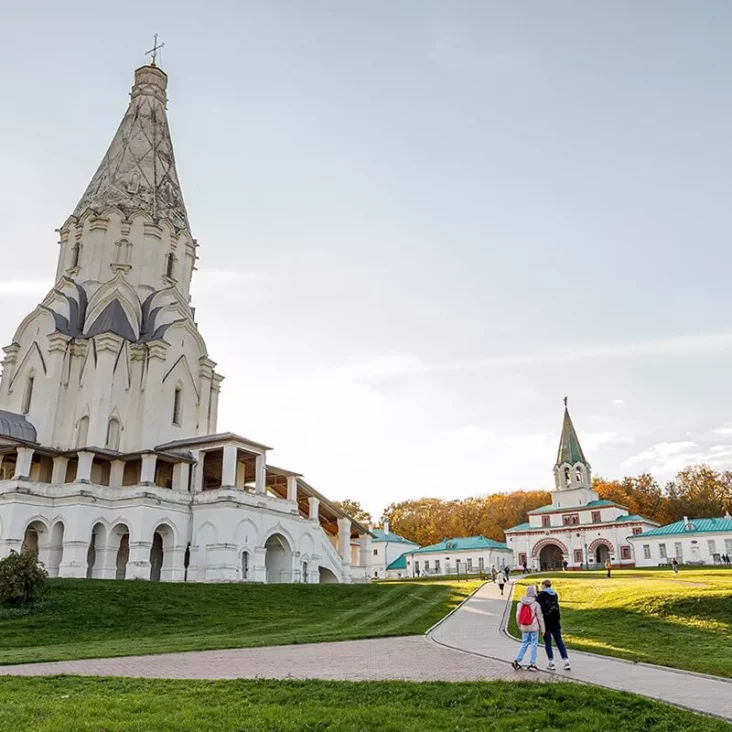 В Коломенском началась реставрация фасадов церкви Вознесения Господня