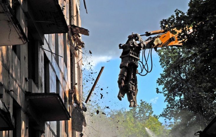 Более 190 старых домов в Москве снесено по программе реновации с начала года