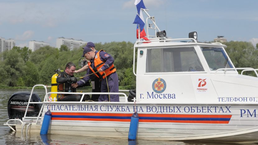 Водоемы в Москве начали готовить к открытию купального сезона