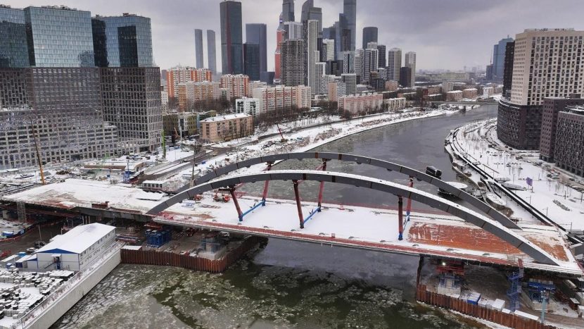 "Космические" имена: набережная и мост в Москве получили названия в честь Германа Титова и Сергея Королева