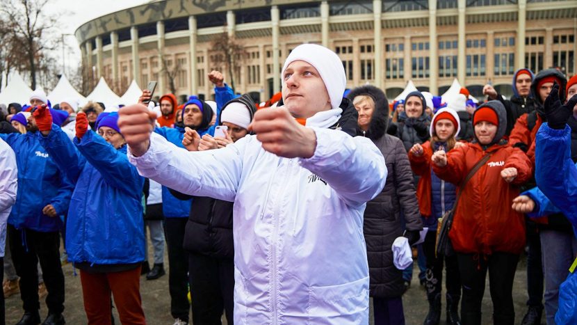 Известные спортсмены проведут зарядку в "Лужниках" в рамках проекта "Зима в Москве"