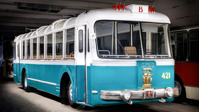 Автомат по продаже билетов и значки: новые артефакты появились в Музее транспорта Москвы