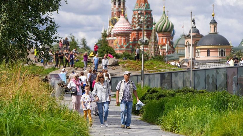 ИИ-аудиогиды появились в приложении Russpass