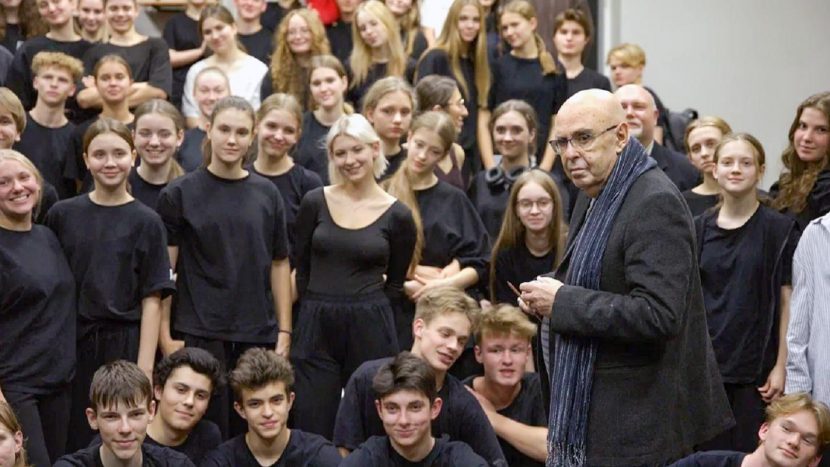 Худрук "Эрмитажа" провел занятие для студентов колледжа
