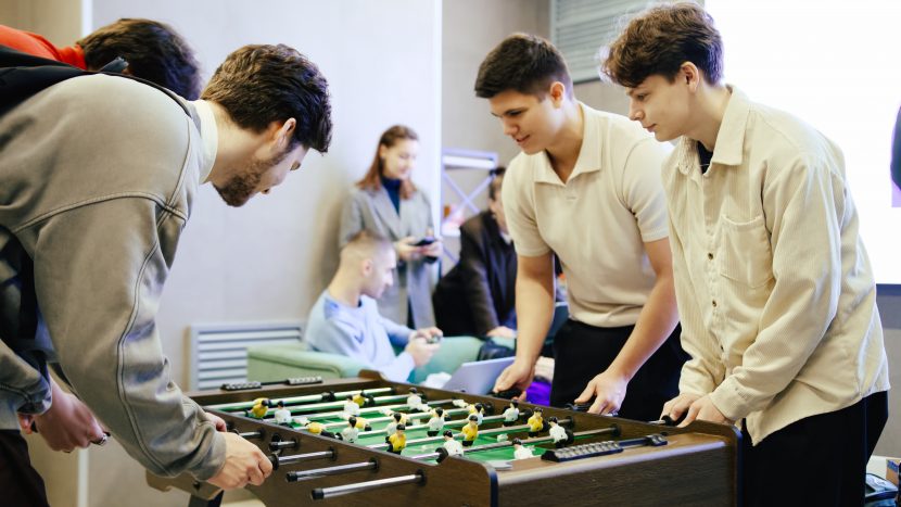 От мастерских до коворкингов: для столичной молодежи открыли новые мультиформатные площадки