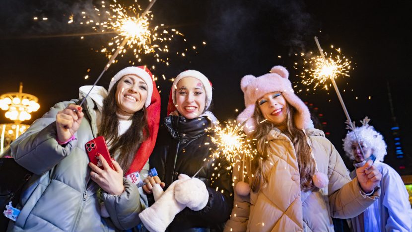 Ледовые шоу и театральные постановки подготовили на ВДНХ к открытию зимнего сезона