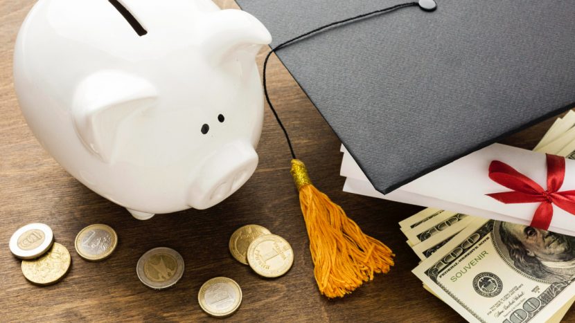 Почти 80 тысяч московских школьников и студентов прошли занятия по финансовой грамотности