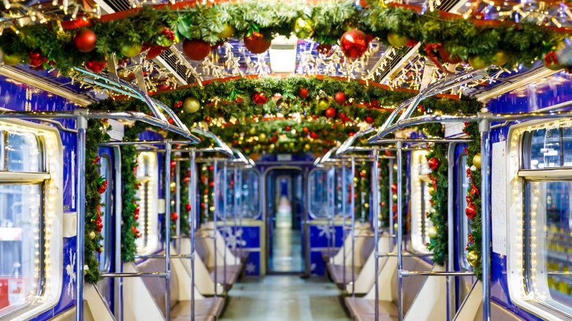 Новогодний "Номерной" поезд запустили в метро