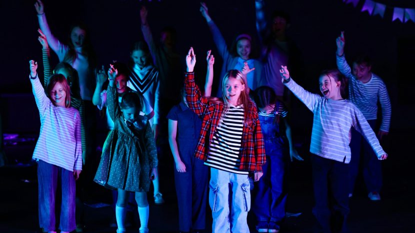 Книга про Шагала, творческие мастер-классы и иммерсивное шоу: какие культурные мероприятия пройдут в январе