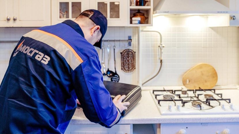 Москвичей перед праздниками предупредили о лжекоммунальщиках