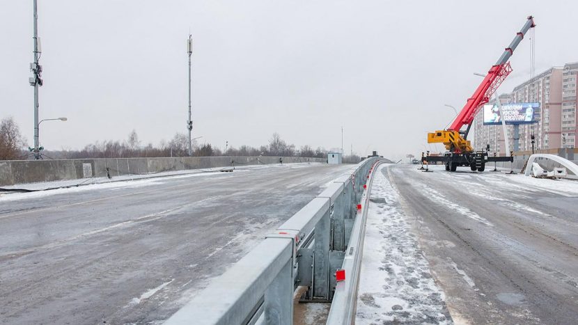 В Москве открыли движение на путепроводе по основному ходу Варшавского шоссе