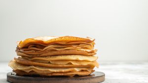 В Москве набор продуктов для блинов подорожал до 211 рублей