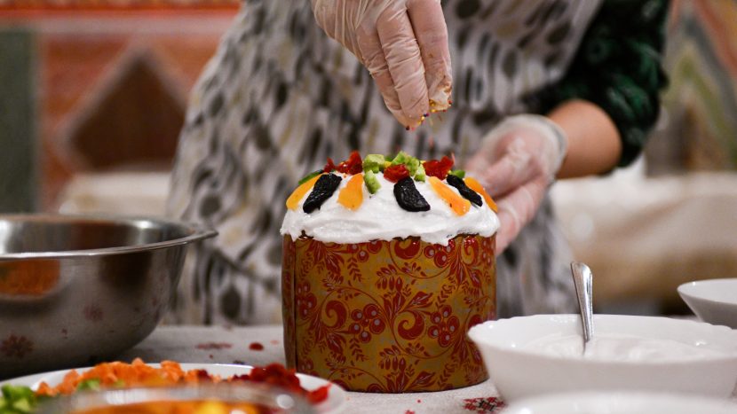 Минимальный набор продуктов к Пасхе в 2026 году обойдется россиянам в 522 рубля