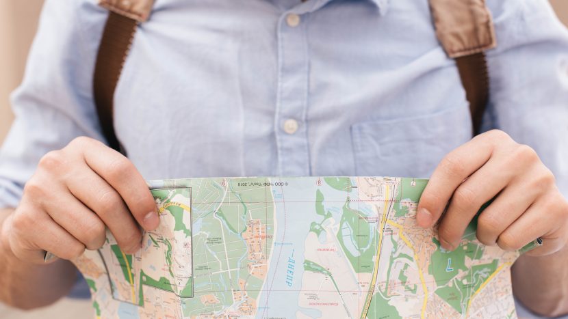 Москвичи массово скупают бумажные карты на фоне отключения интернета