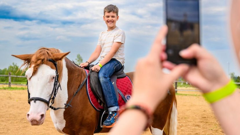 Весенний сезон конных прогулок начался в музее-заповеднике "Коломенское"