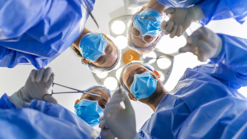 Московские врачи помогли ребенку, которые ел обивку дивана