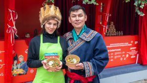 Ремесленные мастер-классы и фольклорные концерты: как прошел фестиваль "Московская весна"