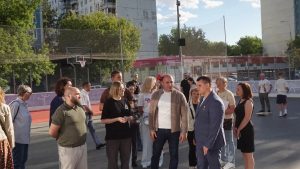 В Южном Тушине, Митине и Хорошёво-Мнёвниках приведут в порядок дворы и построят катки