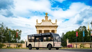На ВДНХ запустили бесплатные электрокары для гостей