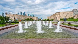 Фонтан "Годы войны" на Поклонной горе начали готовить к зиме